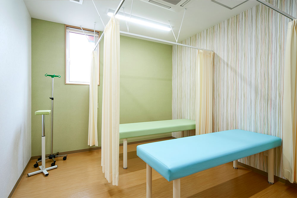 診察室④（処置室・点滴室）ふくろうの部屋